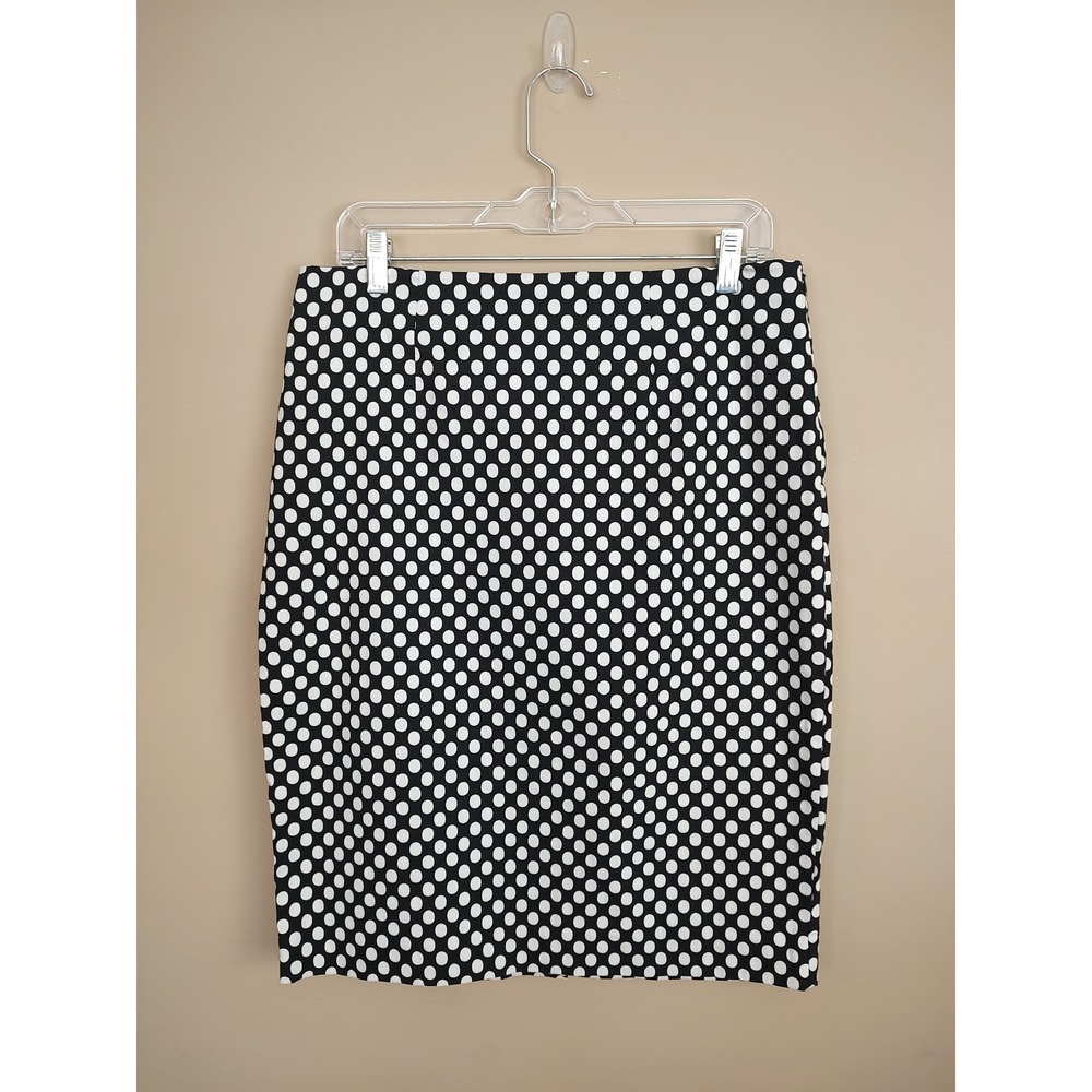 Chico's Polka Dot Pencil Skirt Black White Side Zip Size 1.5 US 10 Stretch
